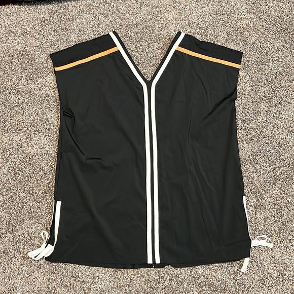 Lysse Ariel Poncho - Picture 7 of 7